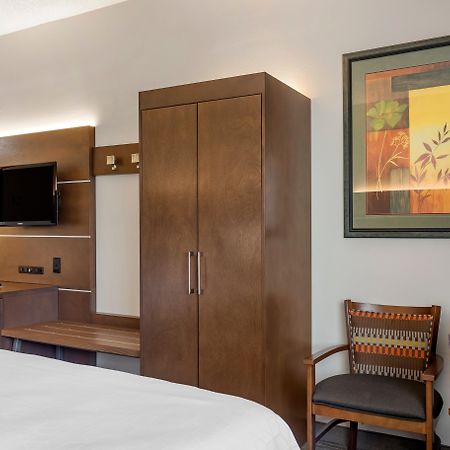 Holiday Inn Express Branson- Green Mountain Drive By Ihg Esterno foto